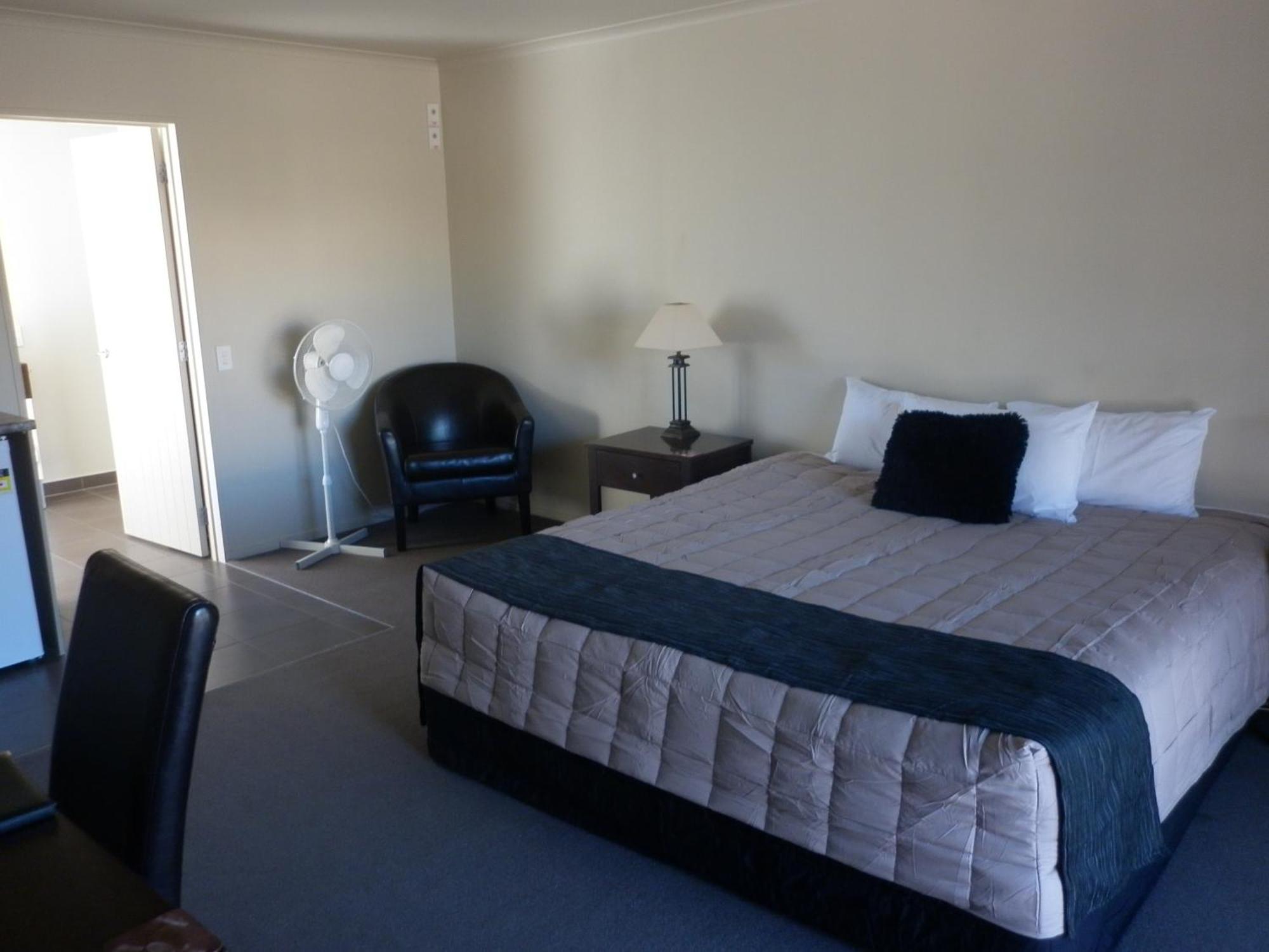 Executive On Fenton Motel Роторуа Екстериор снимка
